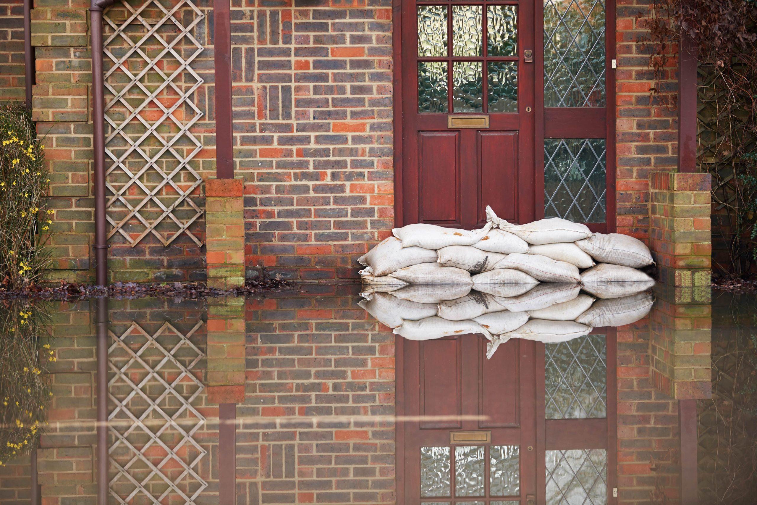 Buildings insurance blind spot could cost thousands during stamp duty rush